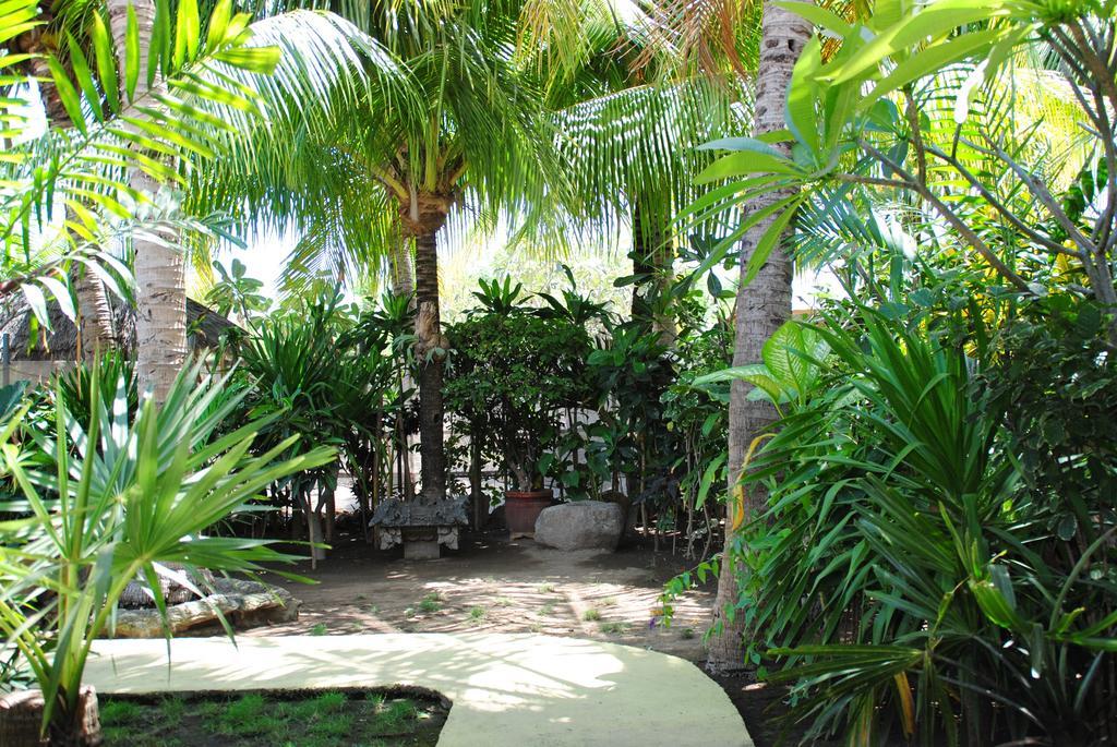 Kubu Sari Guest House Pemuteran  Room photo