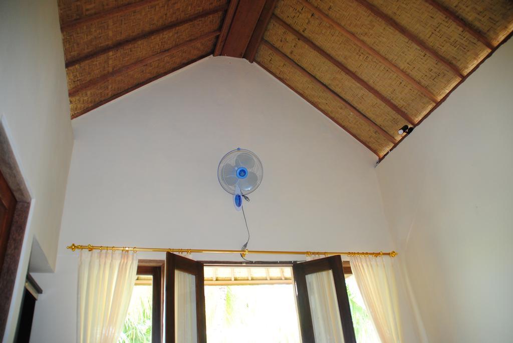 Kubu Sari Guest House Pemuteran  Room photo